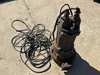 Tsurumi 100bz411h dompelpomp - afbeelding 1 van  3