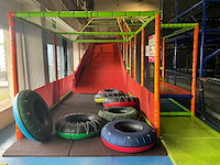 Tube slide - afbeelding 12 van  19