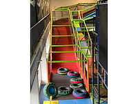 Tube slide - afbeelding 13 van  19