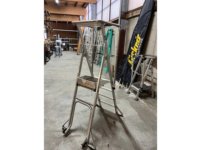 Tubesca - pirl - platformtrap - afbeelding 4 van  4