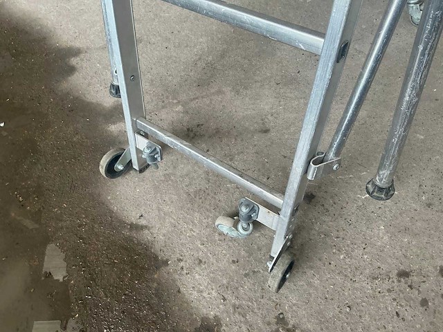 Tubesca raptor 1x4 platformladder - afbeelding 3 van  7