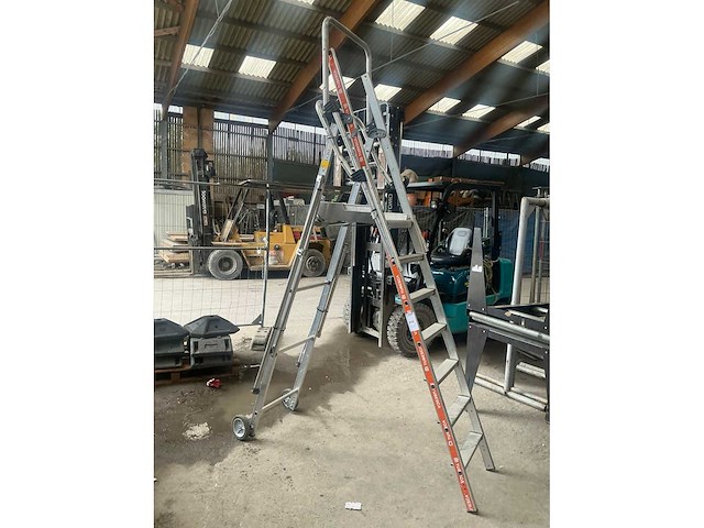 Tubesca raptor 1x7 platformladder - afbeelding 1 van  8