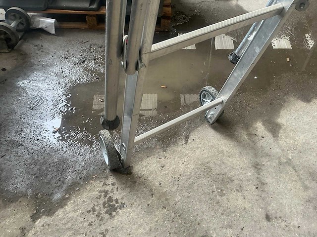 Tubesca raptor 1x7 platformladder - afbeelding 3 van  8