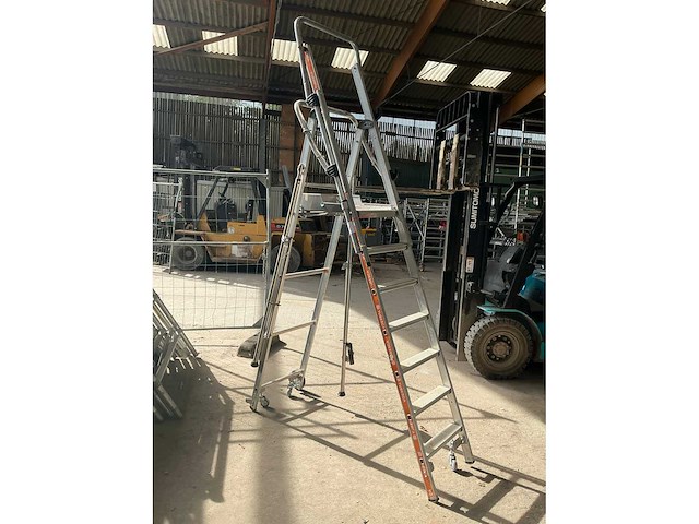 Tubesca veloce platform ladder - afbeelding 1 van  7