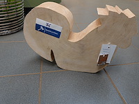 Tuinbeeldje – haan in hout - afbeelding 2 van  2