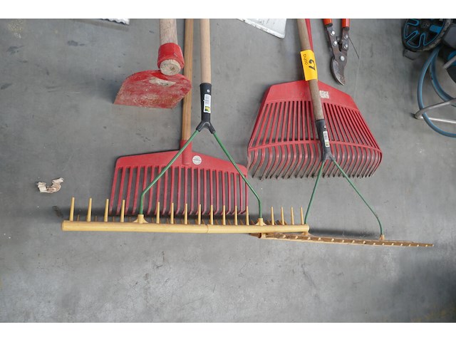 Tuingereedschap - afbeelding 2 van  5