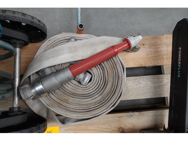 Tuingslang op haspel + brandweerslang - afbeelding 2 van  4