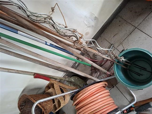 Tuinmateriaal - afbeelding 3 van  3