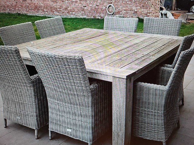 Tuinset houten tafel met 8 rieten stoelen - afbeelding 4 van  4