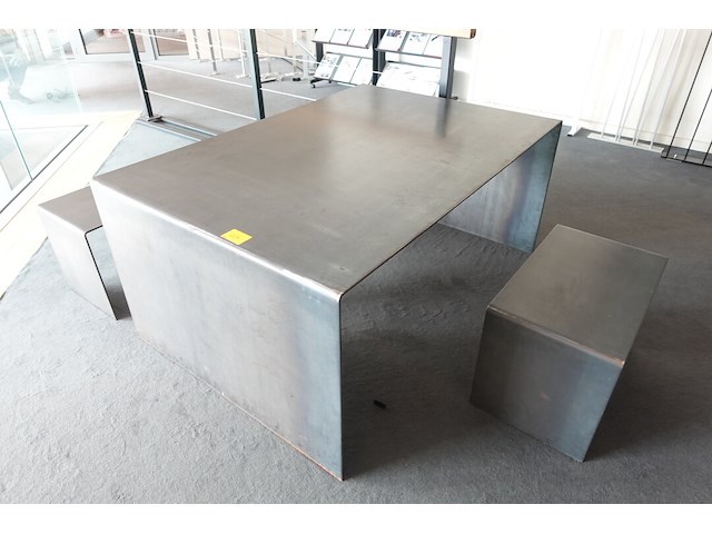 Tuinset in staal - afbeelding 5 van  5