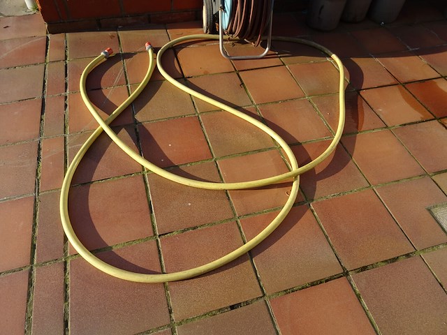 Tuinslang op haspel - afbeelding 2 van  2