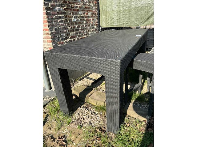 Tuintafel + 3x barkruk - afbeelding 1 van  2