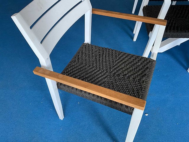 Tuintafel alu uittrekbaar met 6stoelen - afbeelding 1 van  3