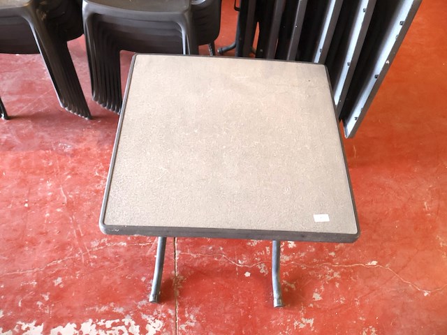 Tuintafel en stoelen (x7) - afbeelding 10 van  15