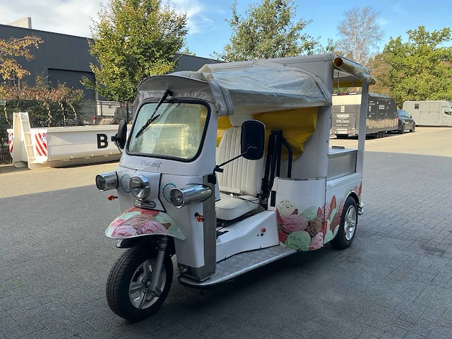 Tuk tuk xnstt ijskar / motorfiets - afbeelding 1 van  27
