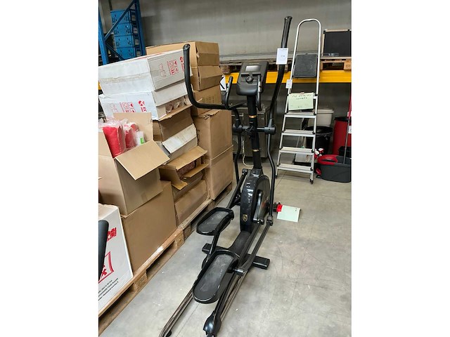 Tunturi centuri c100-f crosstrainer - afbeelding 2 van  8