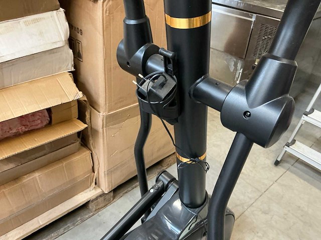 Tunturi centuri c100-f crosstrainer - afbeelding 5 van  8