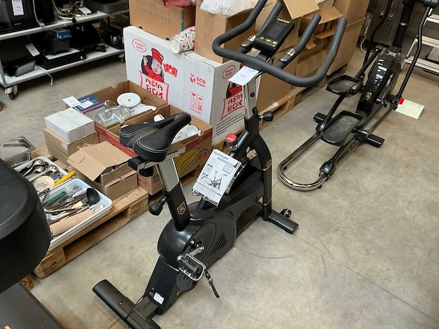 Tunturi centuri s100 spinningbike - afbeelding 1 van  7