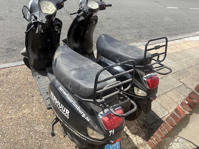 Turbho - snorscooter - rl-50 - motorised scooter - afbeelding 9 van  11