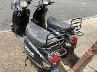Turbho - snorscooter - rl-50 - motorised scooter - afbeelding 9 van  11