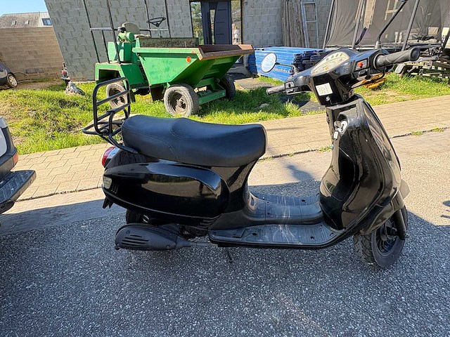 Turbho - snorscooter - rl-50 - scooter - afbeelding 1 van  2