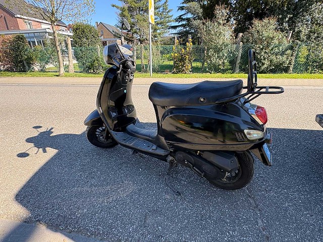 Turbho - snorscooter - rl-50 - scooter - afbeelding 2 van  2