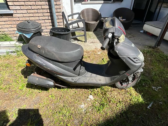 Turbho black edition jn50qt -26 scooter - afbeelding 3 van  8