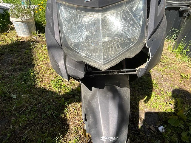 Turbho black edition jn50qt -26 scooter - afbeelding 4 van  8