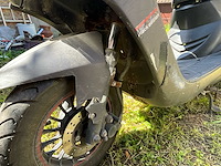 Turbho black edition jn50qt -26 scooter - afbeelding 5 van  8