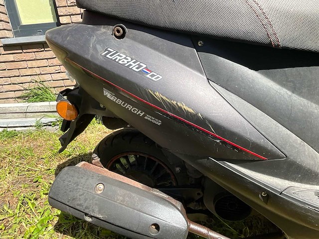 Turbho black edition jn50qt -26 scooter - afbeelding 8 van  8