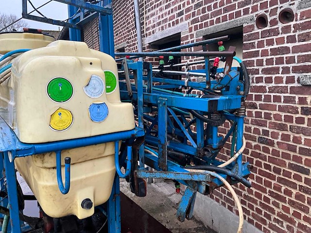 Turbodrop landbouwspuit - afbeelding 5 van  11