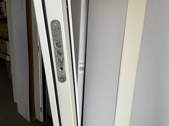 Turenwerke kozijn & deur aluminium wit - afbeelding 6 van  10