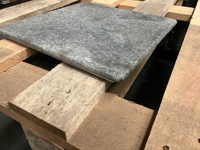 Turkije blauwsteen natuursteen tuintegel - afbeelding 2 van  3