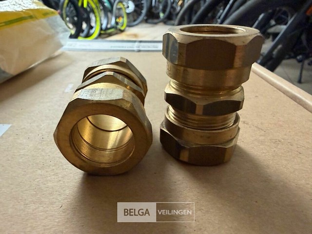 Tussenstukken + aansluiting - afbeelding 1 van  2