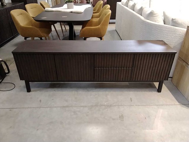 Tv kast massief eik - afbeelding 1 van  4