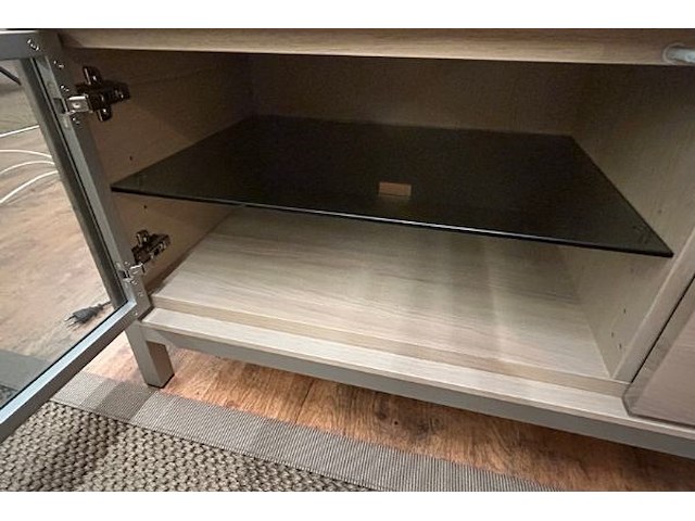 Tv kast - afbeelding 8 van  8