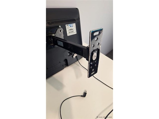 Tv met ophangsysteem samsung - afbeelding 4 van  8