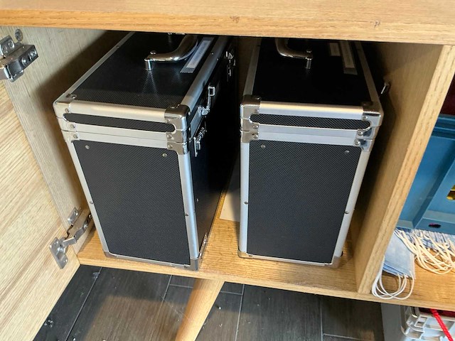 Tv meubel, stoepbord en diversen - afbeelding 7 van  10