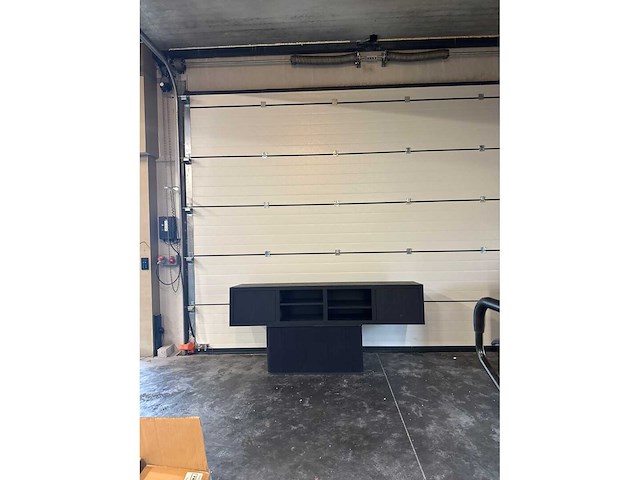 Tv meubel - afbeelding 1 van  4