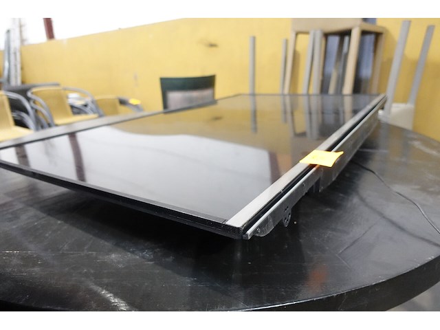 Tv scherm sharp - afbeelding 4 van  4