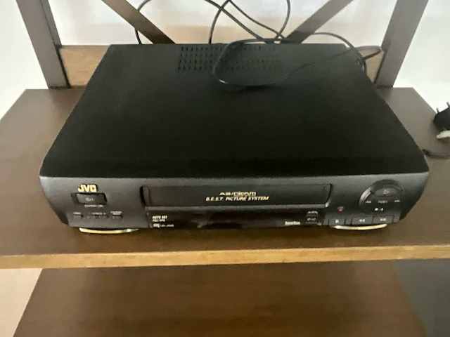 Tv + vhs speler - afbeelding 2 van  3