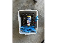Twee componenten + netjes berner - various contractor materials - afbeelding 2 van  2