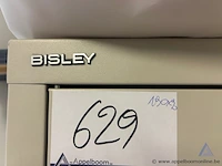 Twee deurs kast, bisley - afbeelding 1 van  2