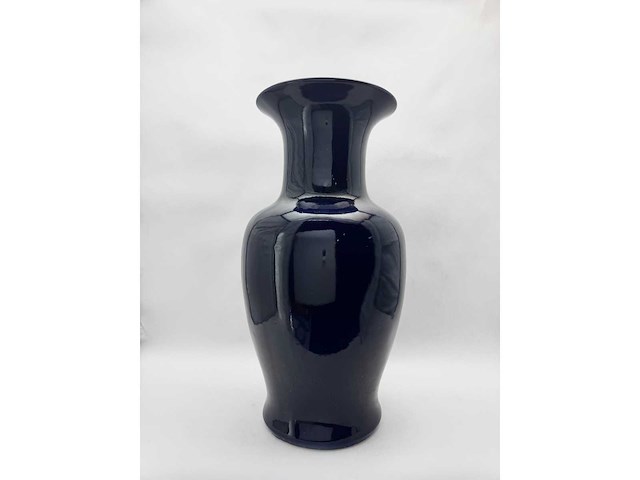 Twee grote kobalt blauwe baluster vazen - afbeelding 8 van  9