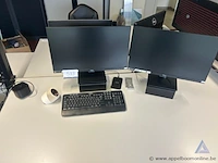 Twee iiyama monitoren, logitech toetsenbord, hp thunderbolt dock g2 docking station. werking niet gekend