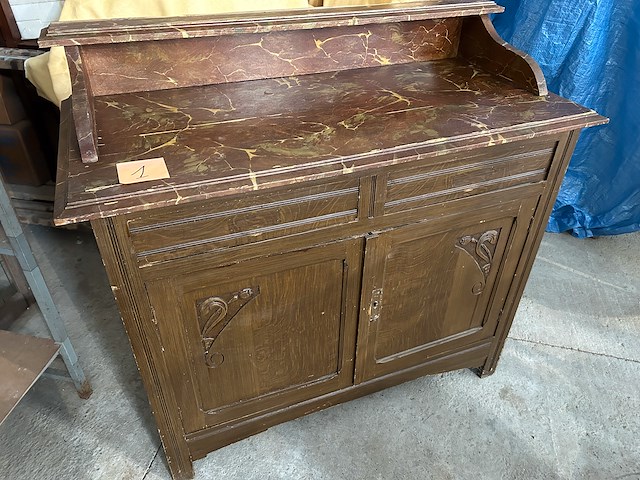 Tweedeurs kastje met trompe l'oeil top - afbeelding 1 van  3