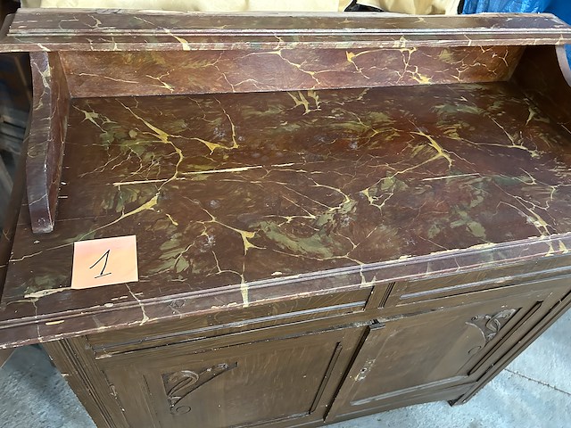 Tweedeurs kastje met trompe l'oeil top - afbeelding 2 van  3
