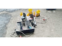 Tweekleurig verkeerslicht 2x en werflamp 5x - afbeelding 4 van  8