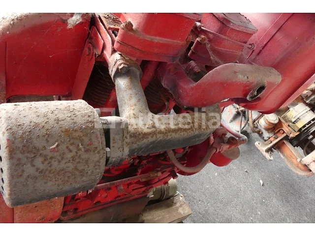 Tweetakt tractormotor - afbeelding 7 van  11