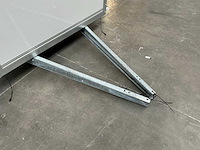 Twin arc onafgewerkte aanhangwagen - afbeelding 4 van  8